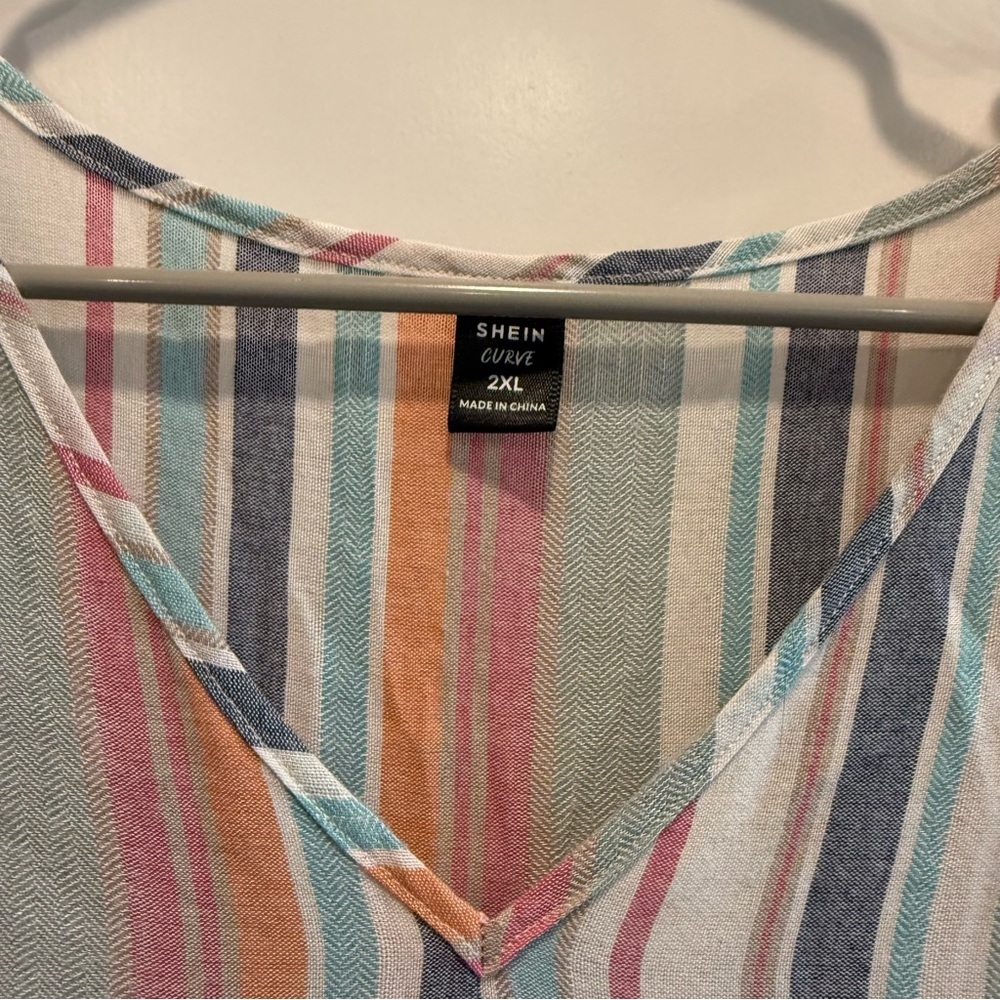 SHEIN Multicolor Striped V-Neck Top - Picture 4 of 7